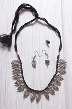 Load image into Gallery viewer, Set of 3 Leaf Motif Black Beads Braided Necklace Set with Nosepin
