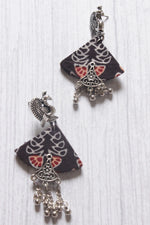 Load image into Gallery viewer, Long Chain Metal Strings Fabric Pendant Necklace Set
