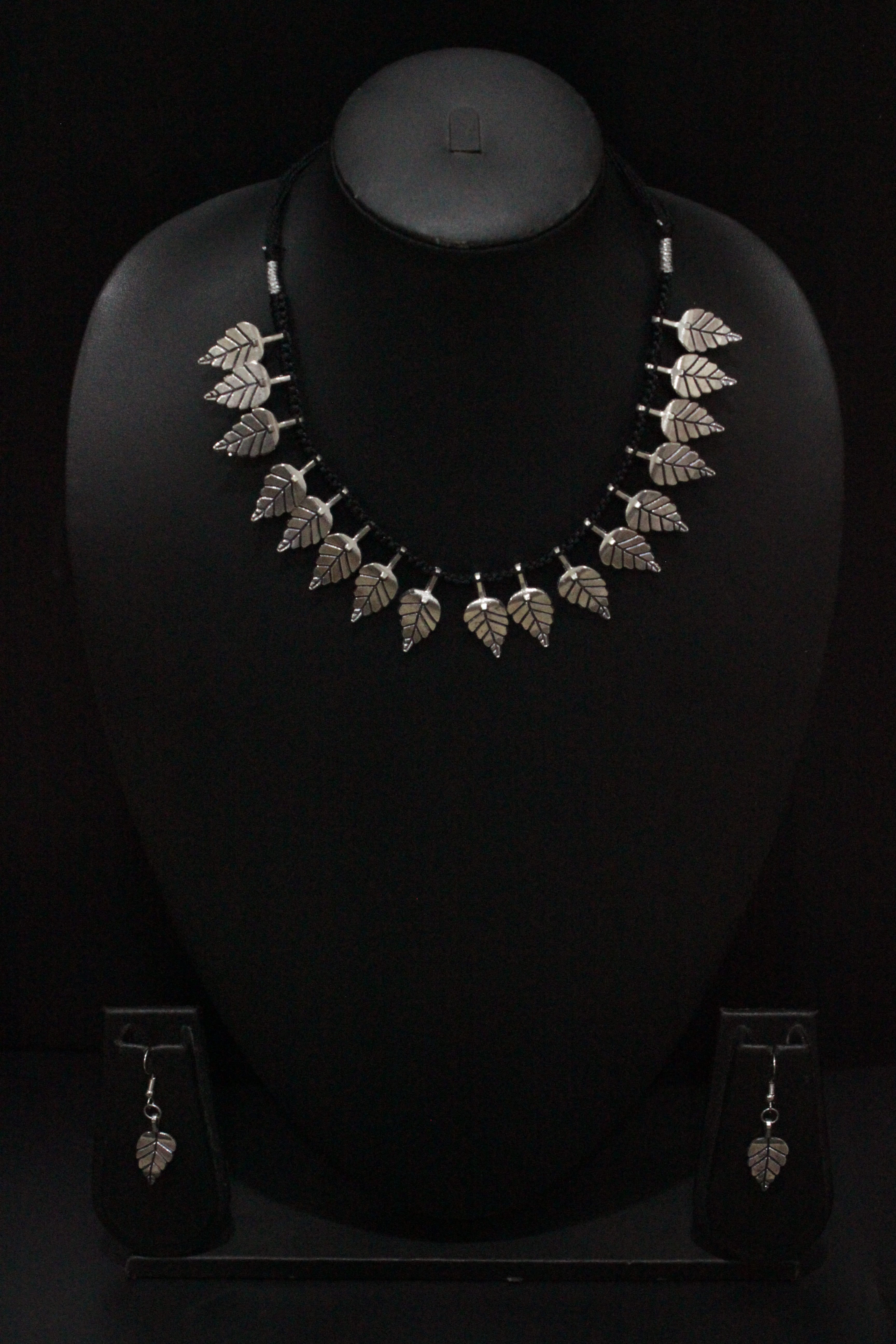 Set of 3 Leaf Motif Black Beads Braided Necklace Set with Nosepin