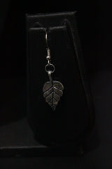 Set of 3 Leaf Motif Black Beads Braided Necklace Set with Nosepin