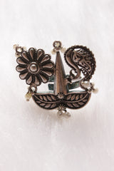 Flower and Leaf Motifs Statement Cocktail Ring