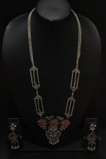Load image into Gallery viewer, Long Chain Metal Strings Fabric Pendant Necklace Set
