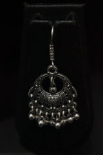 Load image into Gallery viewer, Thread Closure Choker Necklace Set with Statement Pendant
