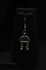 Load image into Gallery viewer, Glass Beads Embedded Metal Choker Necklace Set with Thread Closure
