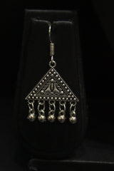 Green Beads Braided Necklace Set with Statement Silver Finish Pendant