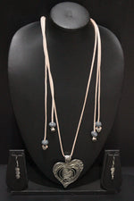 Load image into Gallery viewer, Oxidised Silver Finish Heart Shaped Pendant Rope Closure Necklace Set with Metal Accents
