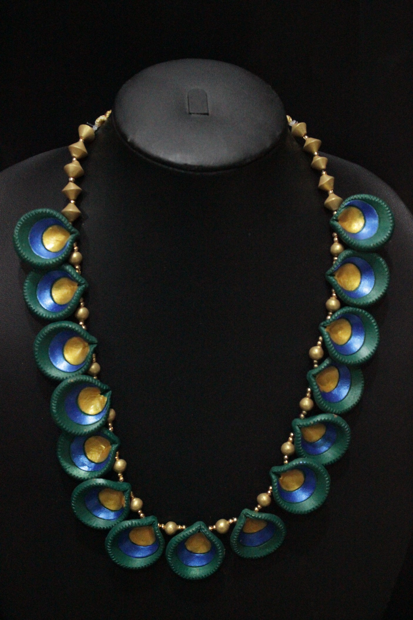 Handcrafted Peacock Feathers Motif Terracotta Clay Necklace Set