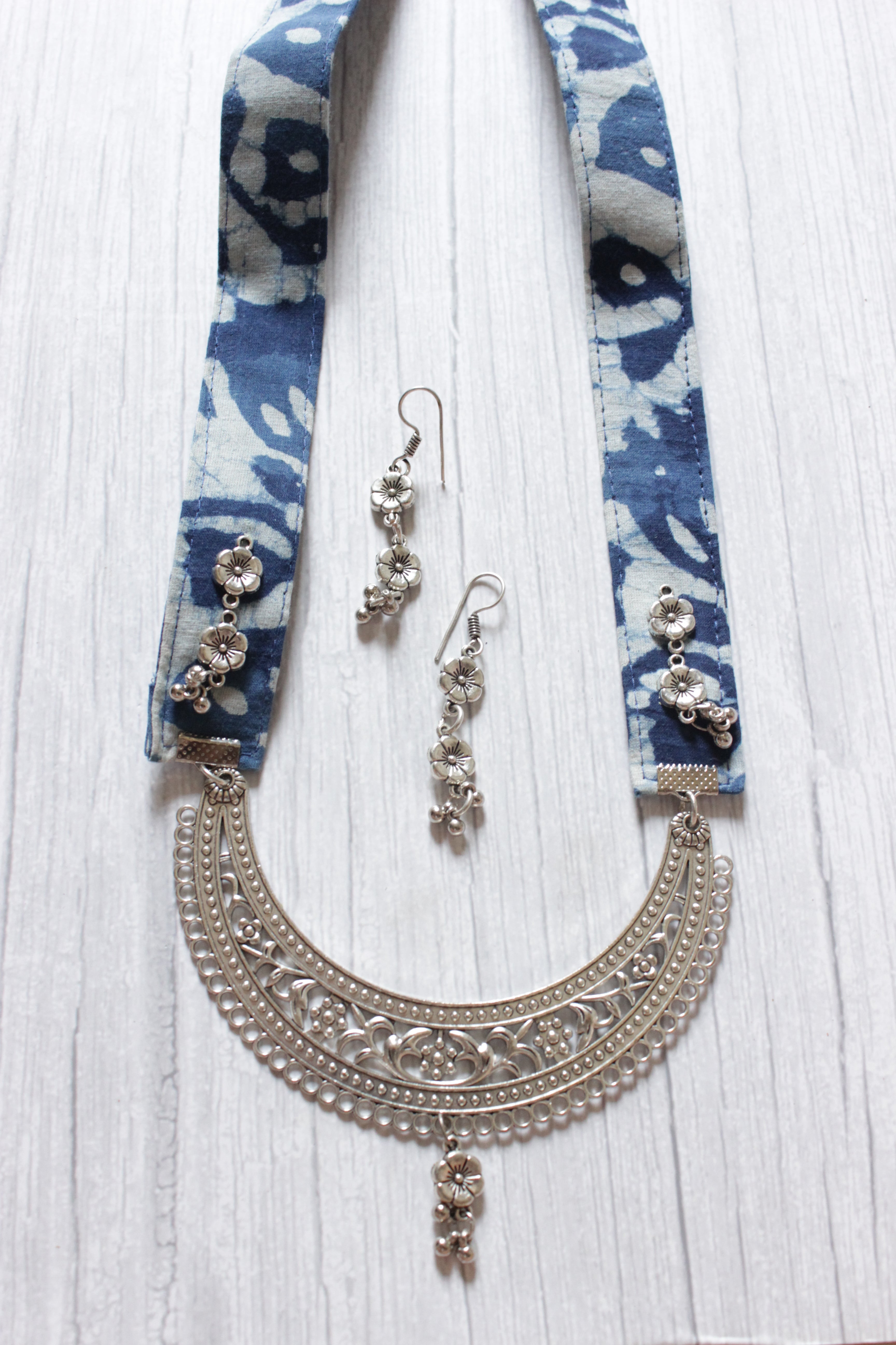 Crescent Moon Shaped Statement Pendant Collar Necklace with Indigo Fabric