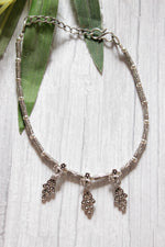 Load image into Gallery viewer, Silver Finish Single Metal Anklet Accentuated with Peacock Metal Accents
