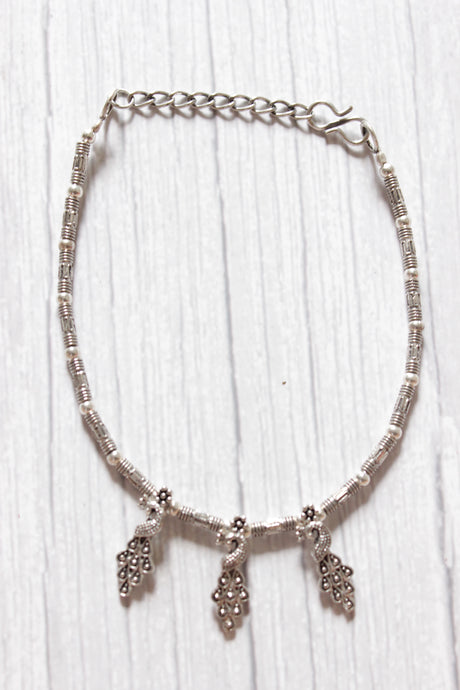 Silver Finish Single Metal Anklet Accentuated with Peacock Metal Accents