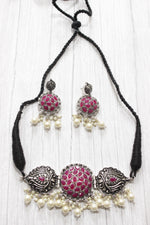 Load image into Gallery viewer, Vibrant Festive Choker Necklace Set with Fuchsia Glass Beads and Thread Closure
