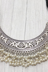 Hasli Style Jali Pattern Half Moon Shaped Choker Necklace with Thread Closure