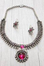 Load image into Gallery viewer, Oxidised Finish Fuchsia Glass Stones Embedded Metal Necklace Set
