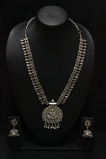 Load image into Gallery viewer, Elaborately Detailed Ganesha Pendant Long Necklace Set with Jhumka Earrings
