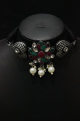 Flower & Heart Motifs Rhinestones Embedded Choker Necklace Set