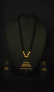 Triangular Terracotta Necklace Set