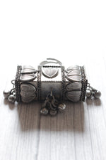 Load image into Gallery viewer, Oxidised Finish Statement Ring Accentuated with Ghungroo Beads
