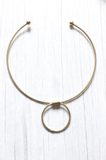 Load image into Gallery viewer, Brass Wire Circular Choker Necklace
