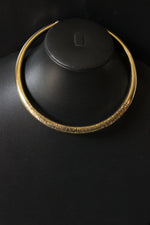 Load image into Gallery viewer, Flower Motifs Dual Finish Hasli Style Brass Choker Necklace
