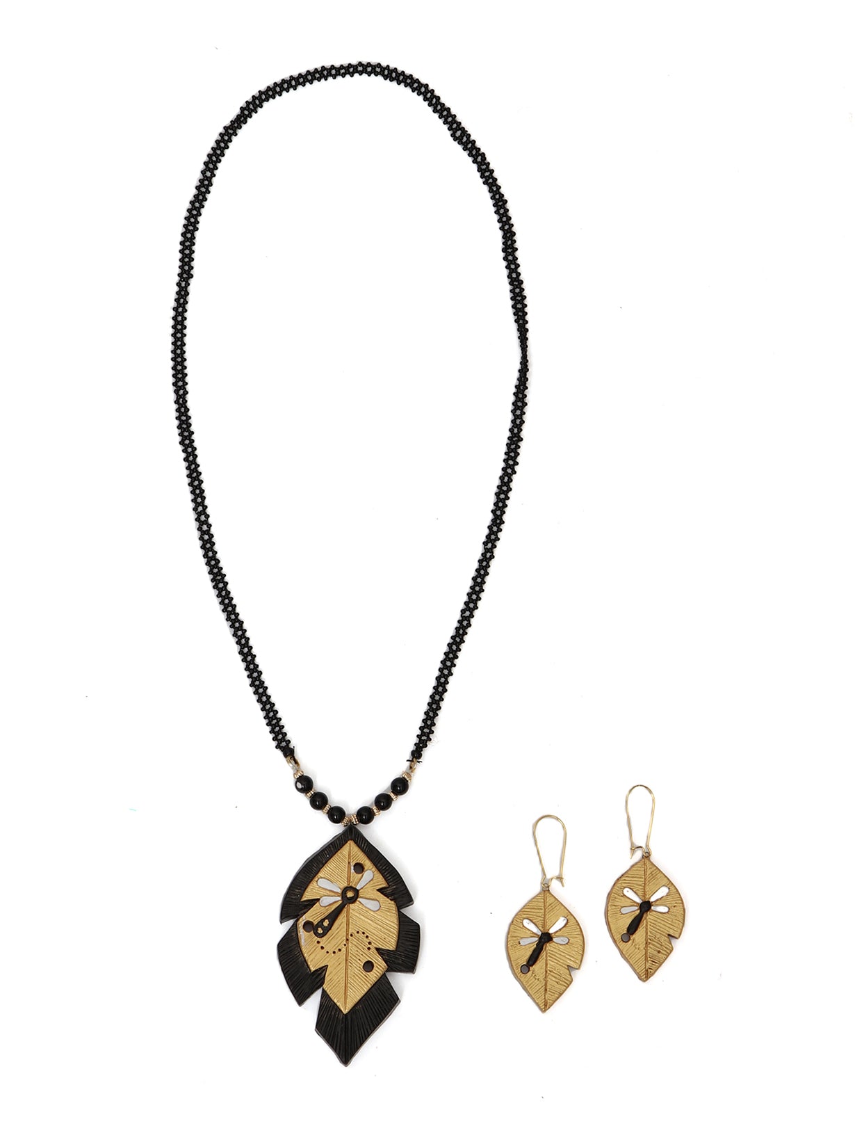 Elegant Leaf Shape Black & Golden Handcrafted Terracotta Clay Necklace Set