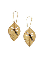 Load image into Gallery viewer, Elegant Leaf Shape Black &amp; Golden Handcrafted Terracotta Clay Necklace Set
