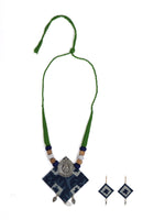 Load image into Gallery viewer, Handmade Exclusive Blue Fabric Necklace Set
