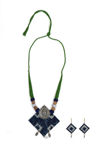 Handmade Exclusive Blue Fabric Necklace Set