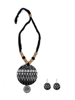 Load image into Gallery viewer, Monochrome Hand Painted Fabric Necklace Set with Wooden Beads
