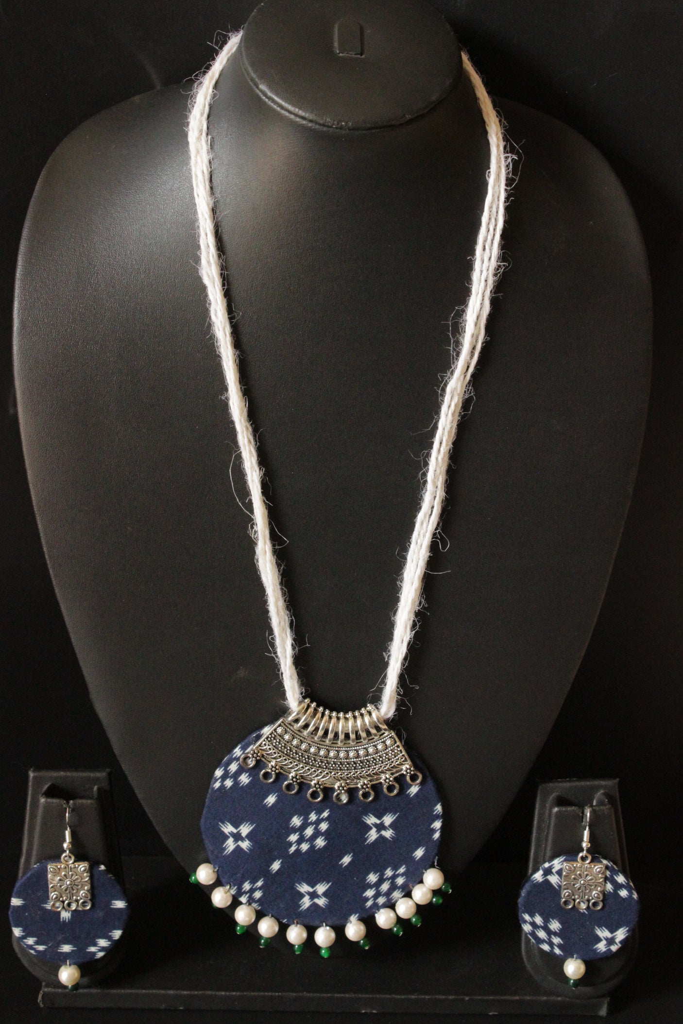 Fabric and Silver Finish Metal Circular Necklace Set with Adjustable Thread Closure