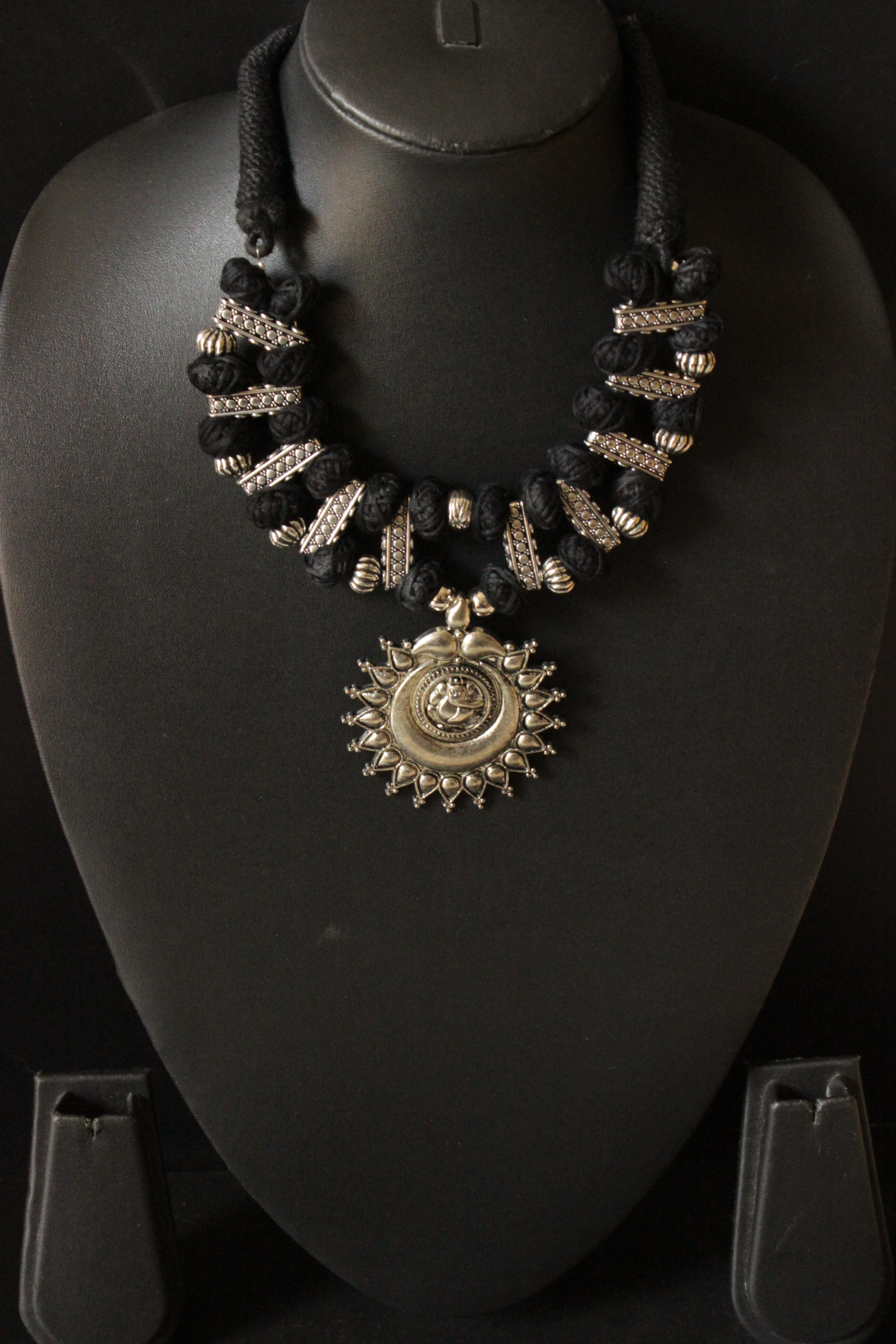 Stringed 2-Layer Fabric Beads Ganesha Motif Pendant Choker Necklace with Adjustable Closure