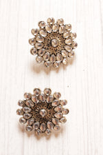 Load image into Gallery viewer, Flower Motif White Rhinestones Embedded Choker Necklace Set
