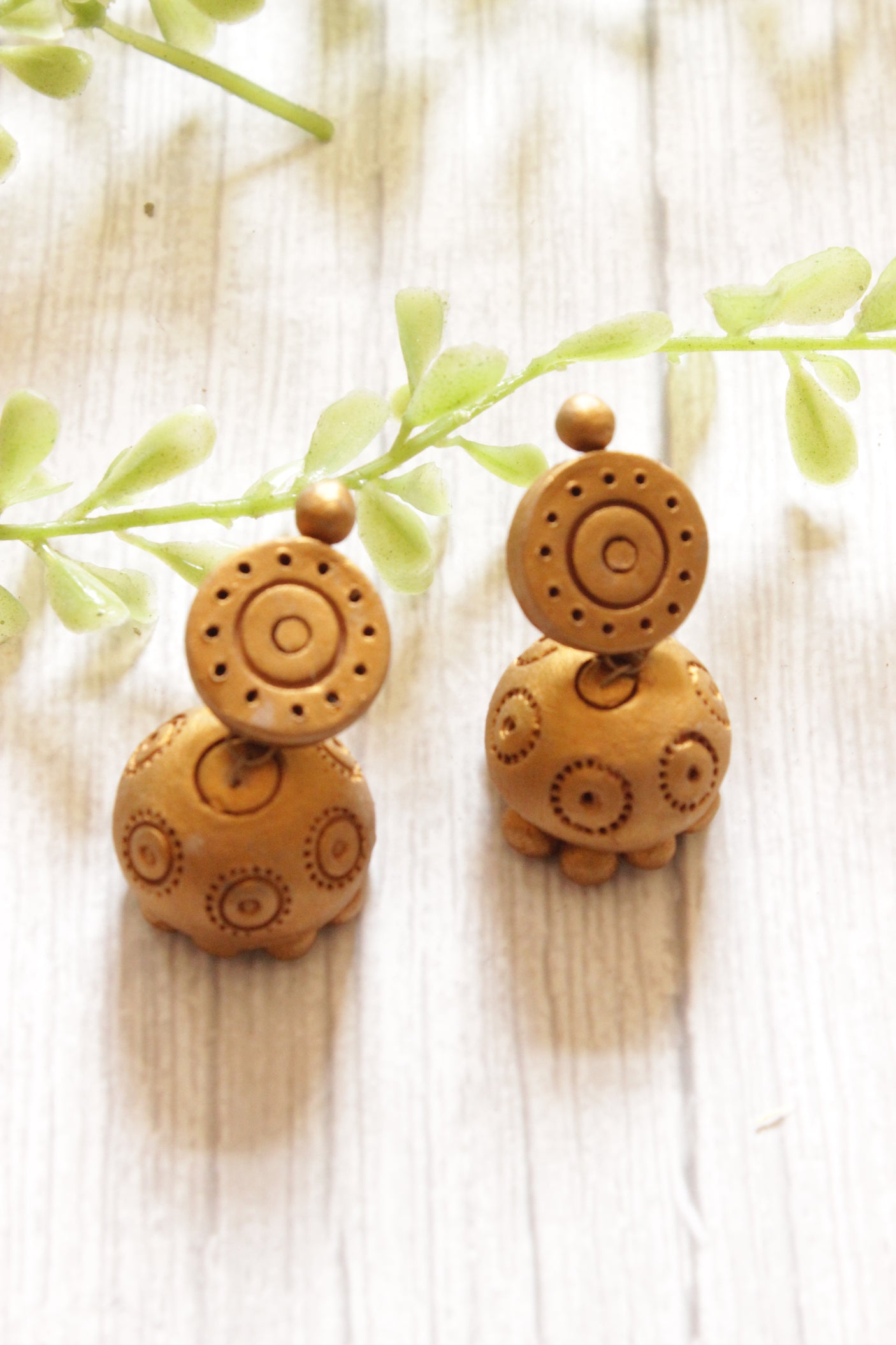 Golden Handcrafted Terracotta Clay Adjustable Length Jhumka Necklace Set