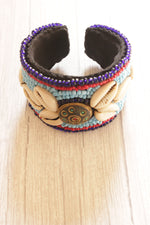 Load image into Gallery viewer, Beads and Shells Hand Woven Tibetan Bracelet
