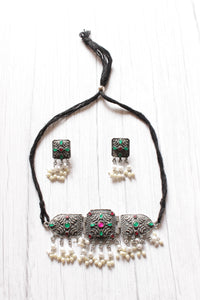 Adjustable Mini Choker Necklace Set with Rhinestones and White Beads Detailing