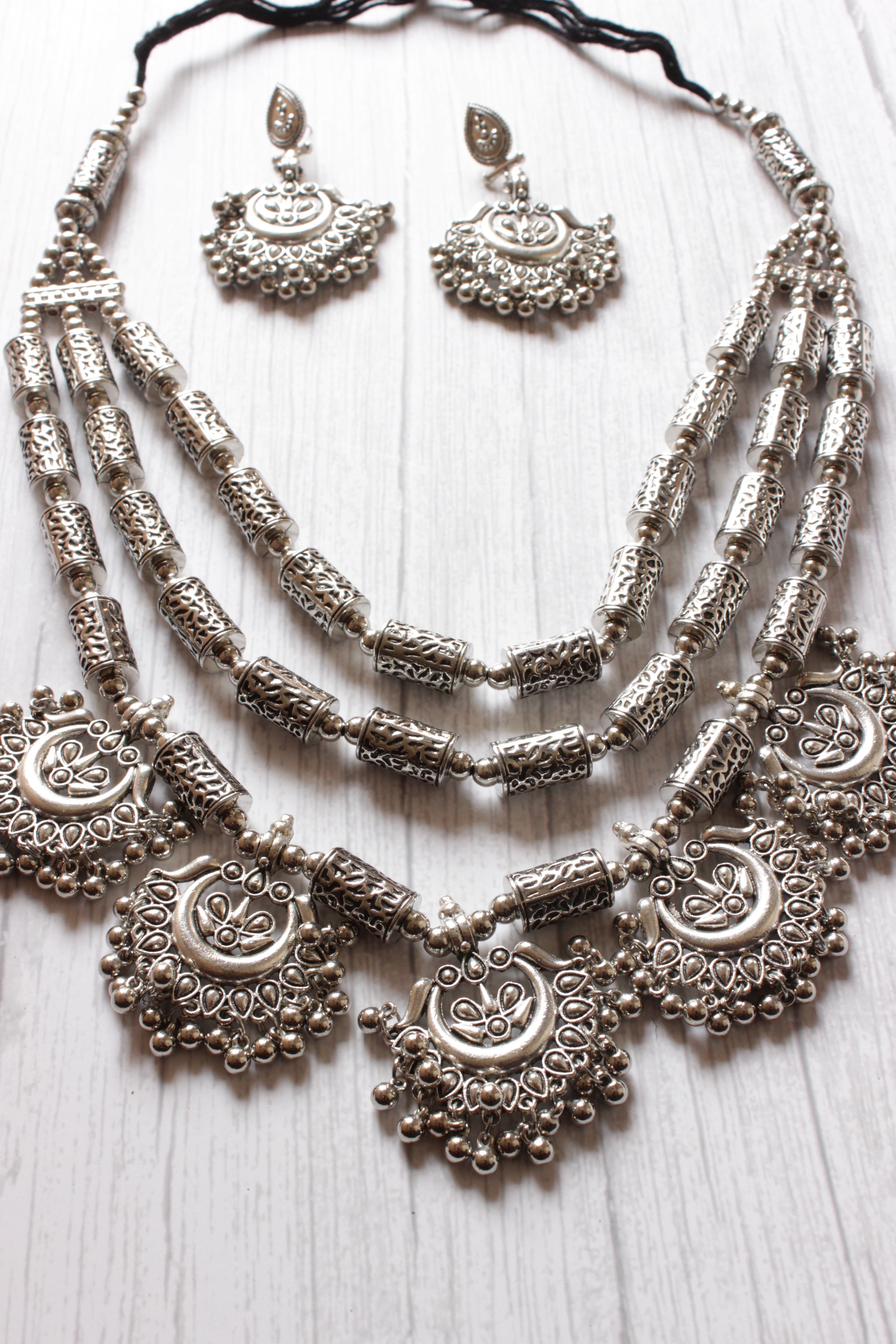 3 Layer Elaborate Silver Finish Metal Necklace Set with Dangler Earrings