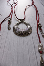 Load image into Gallery viewer, Wrap Around Rope Necklace Set with Metal Pendant
