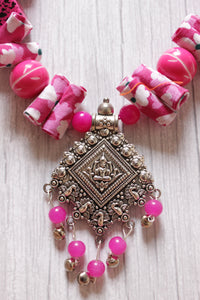 Vibrant Fuchsia Fabric and Stones Metal Pendant Necklace Set