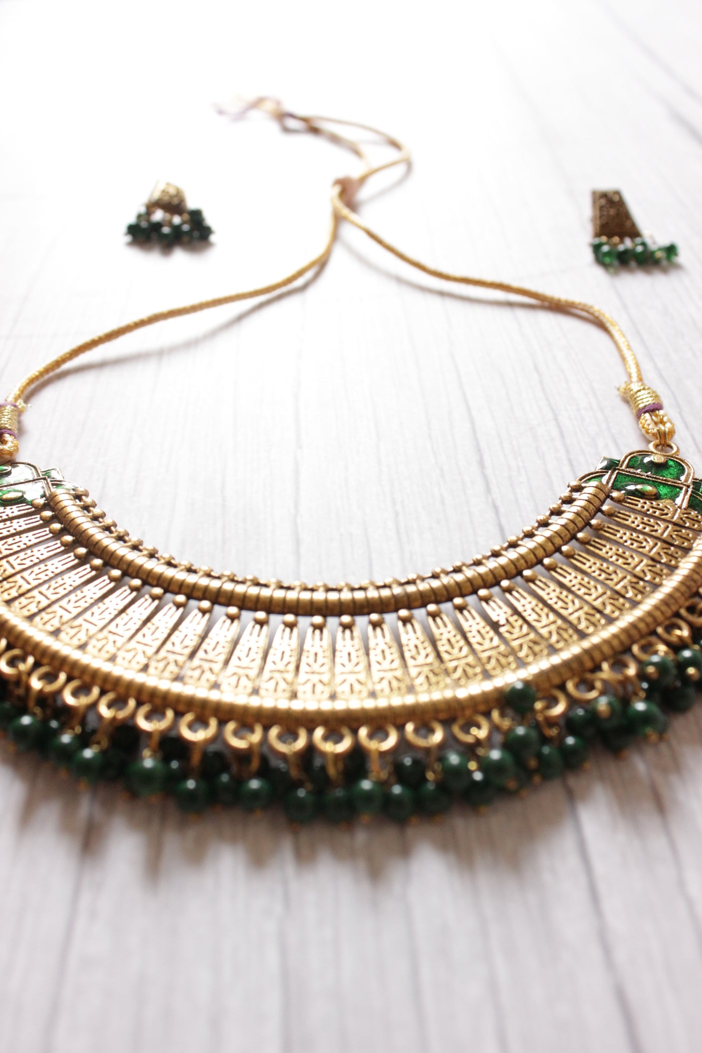 Green Stones Detailing Gold Finish Choker Necklace Set