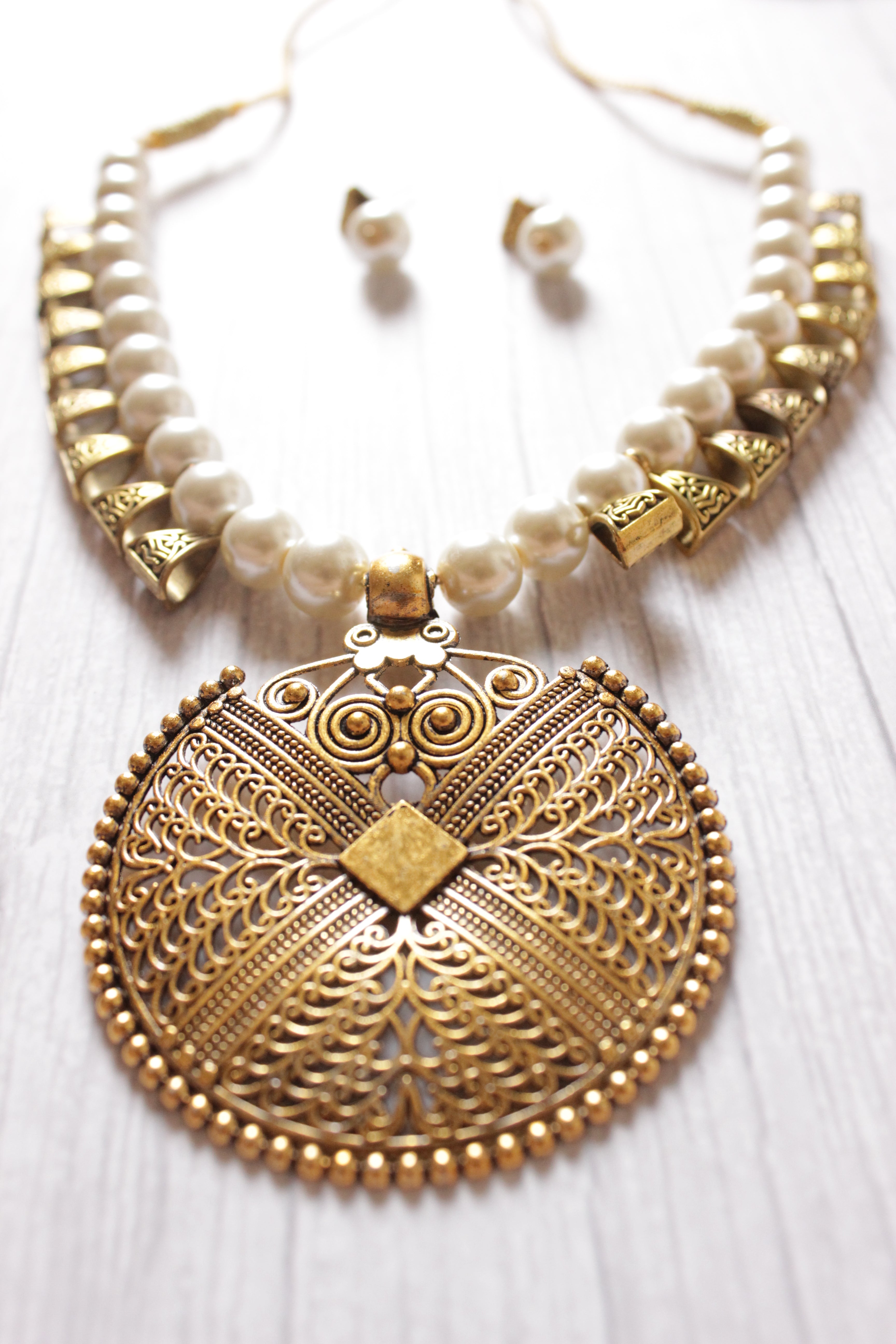 Gold-Toned White Pearl Necklace Set with Statement Pendant