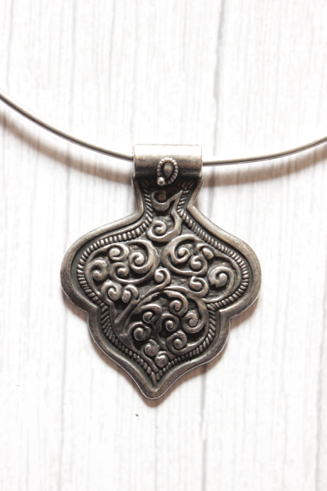 Minimal Statement Pendant Metal Closure Premium Oxidised Finish Brass Necklace