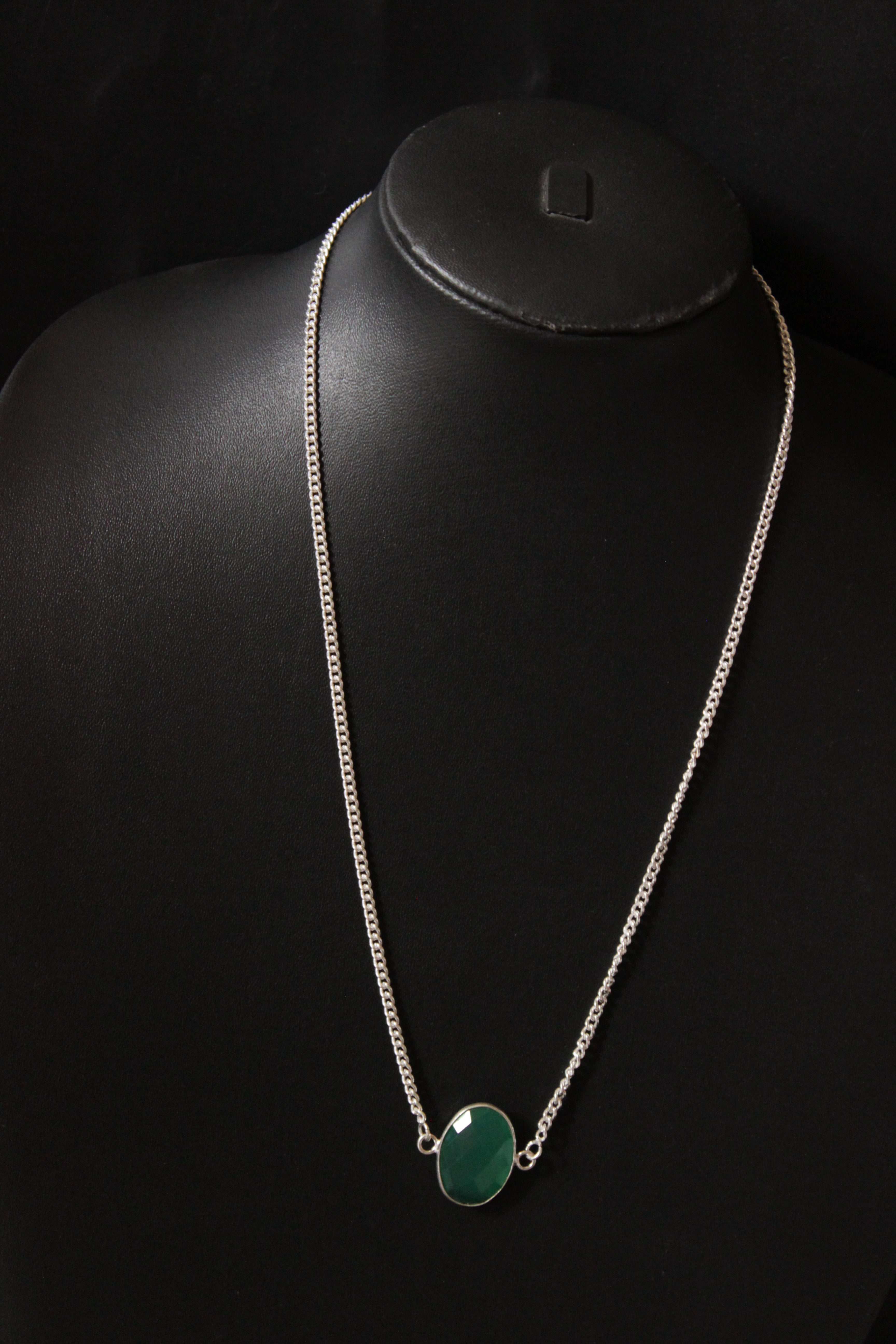 Emerald Quartz Oval Cut Gemstone Embedded Gold Plated Necklace