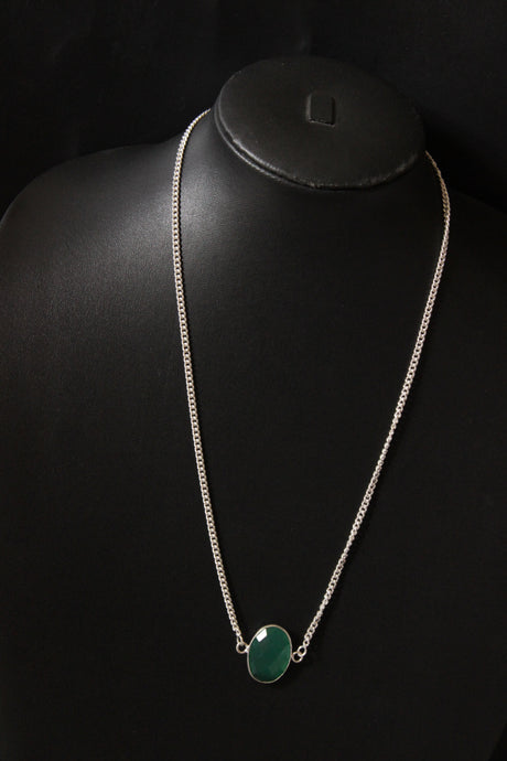 Emerald Quartz Oval Cut Gemstone Embedded Gold Plated Necklace