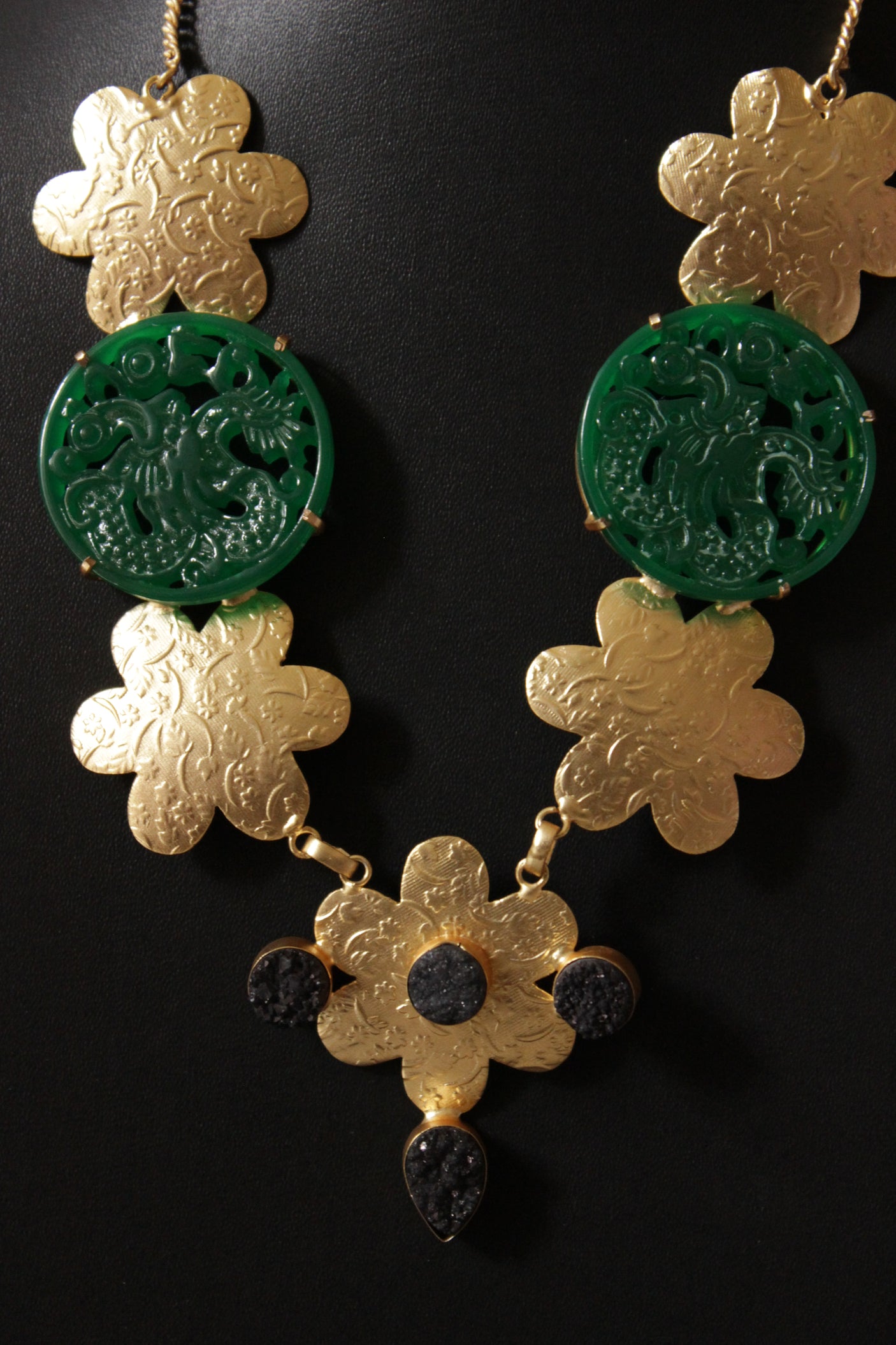 Carving Green Onyx Druzy Gold Plated Necklace