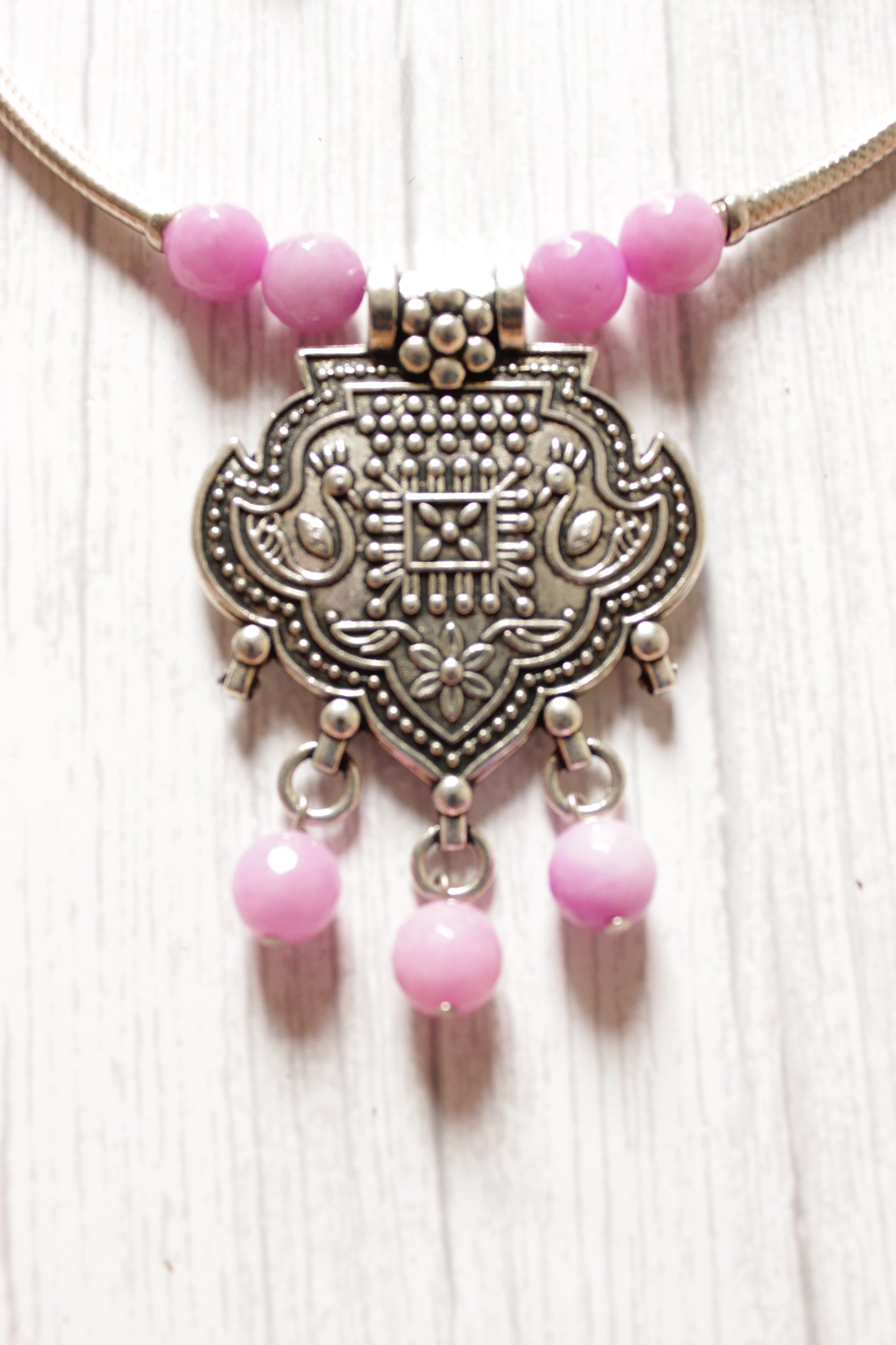 Pink Jade Beads Hasli Necklace Set