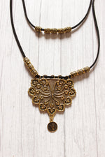 Load image into Gallery viewer, 2 Layer Antique Gold Finish Rope Closure Necklace Set
