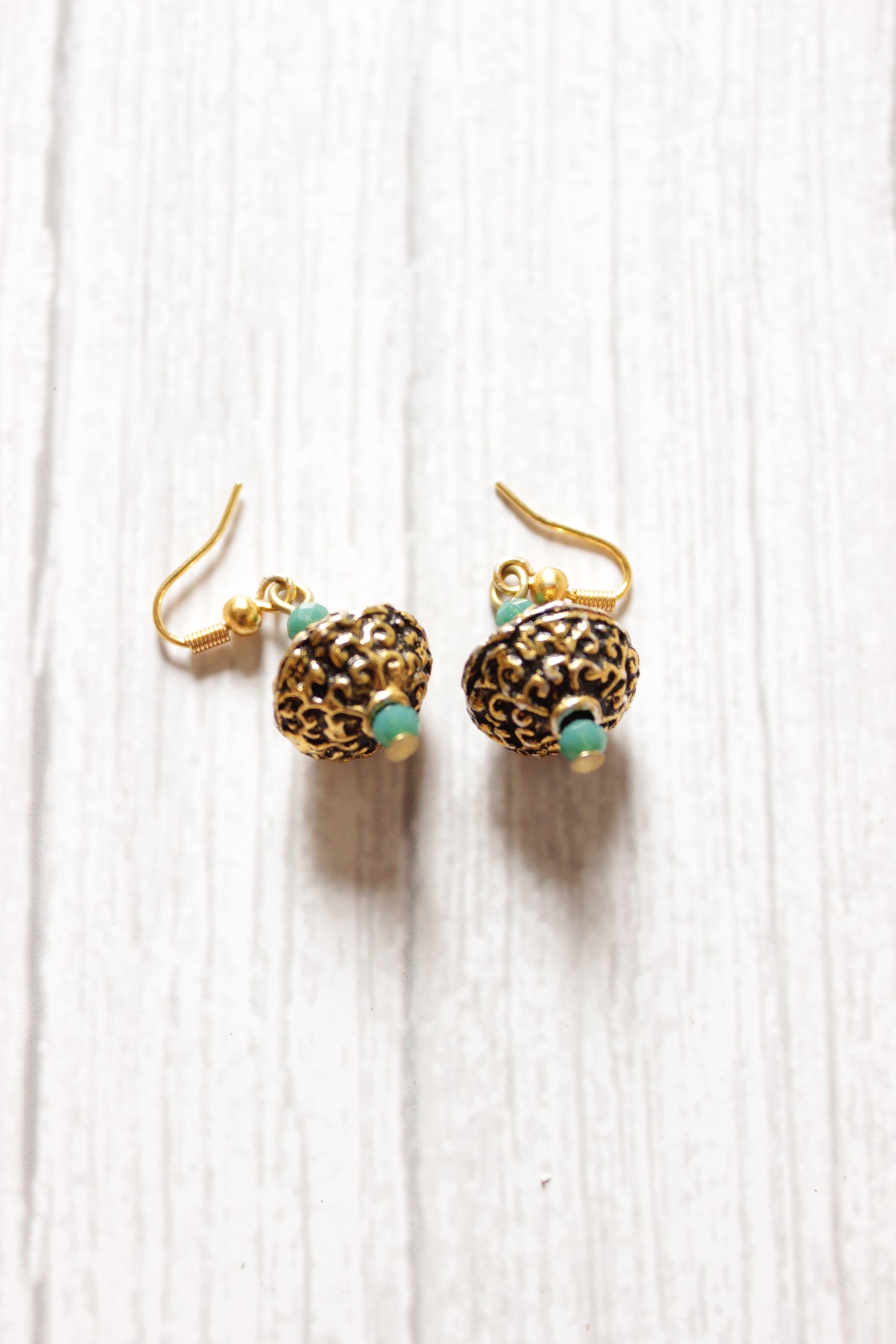 Turquoise and Antique Gold Finish Metal Beads Necklace Set