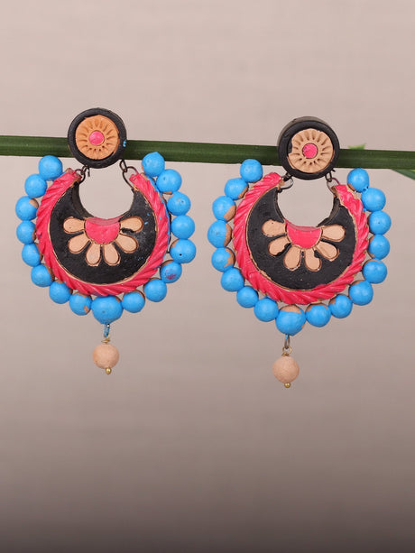 Multi-colored Crescent shaped Chandbalis - A Local Tribe