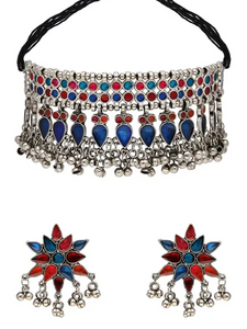Multi-Color Glass Stones Embedded Adjustable Length Thread Closure Choker Necklace Set